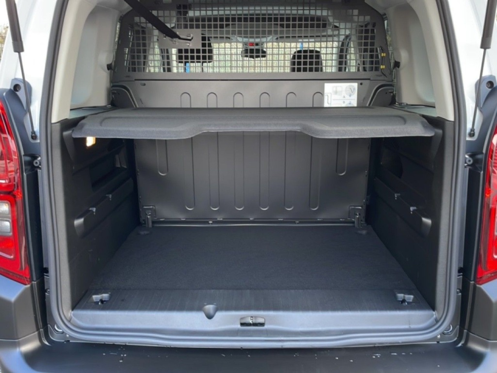 CITROEN Berlingo MULTISPACE M 1.5 BLUEHDI 130CH EAT8 MAX - ref: 2-801416 - Photo 2