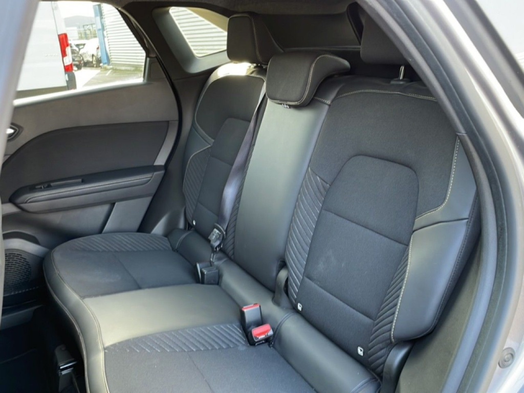 RENAULT Symbioz 1.6 E-TECH FULL HYBRID 145CH ICONIC - ref: 2-801919 - Photo 8