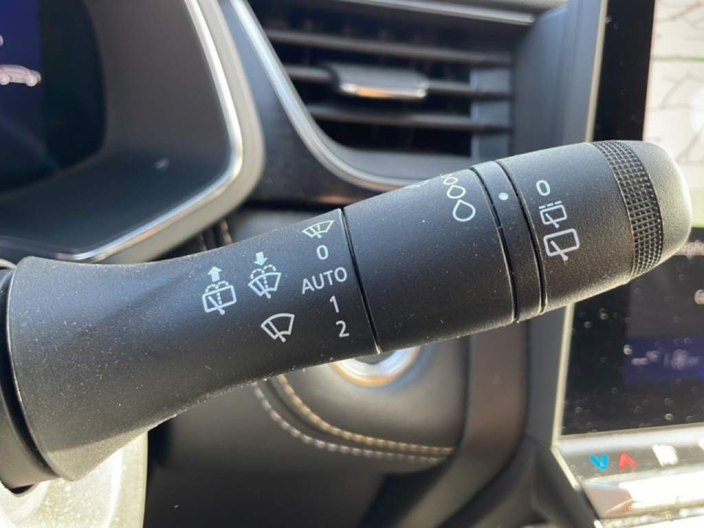 RENAULT Symbioz 1.6 E-TECH FULL HYBRID 145CH ICONIC - ref: 2-801922 - Photo 10