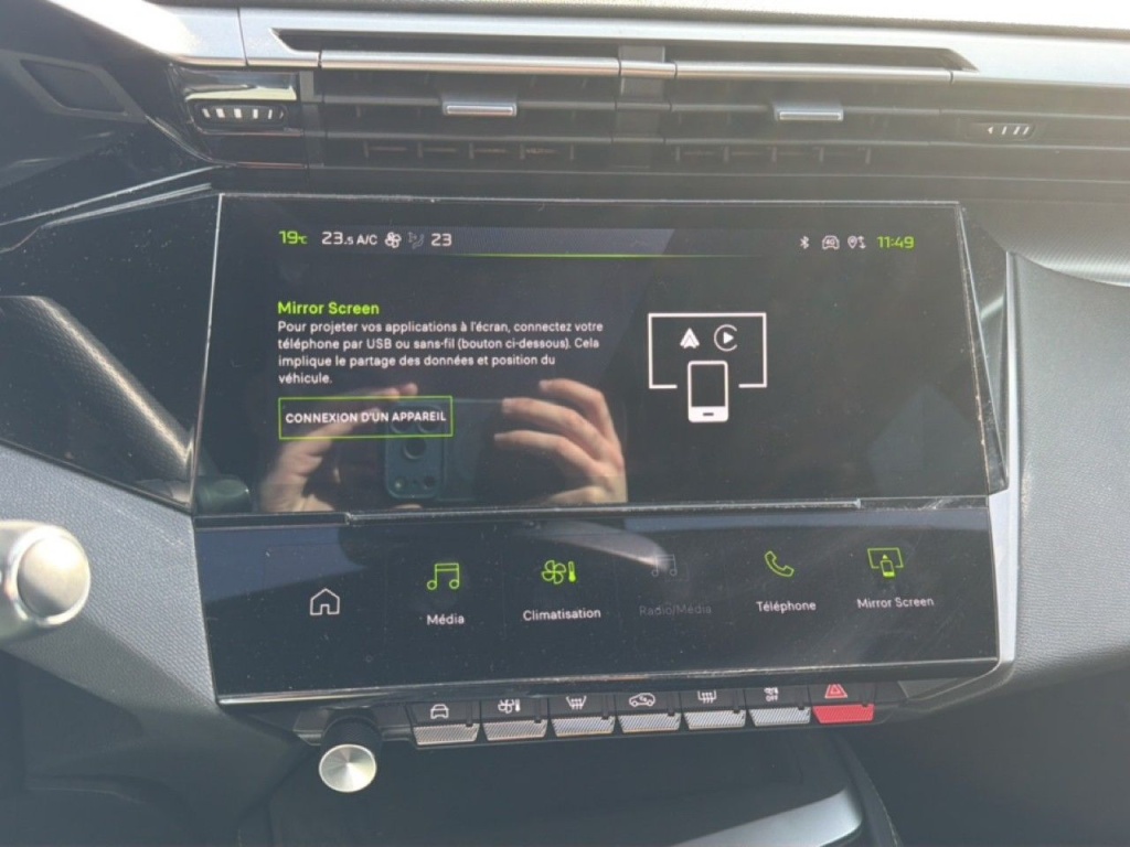 PEUGEOT 408 1.2 HYBRID 145CH e-DCS6 GT - ref: 2-802269 - Photo 17