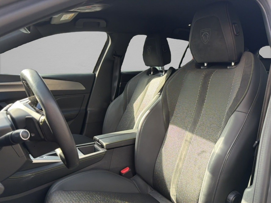 PEUGEOT 408 1.2 HYBRID 145CH e-DCS6 GT - ref: 2-802269 - Photo 7