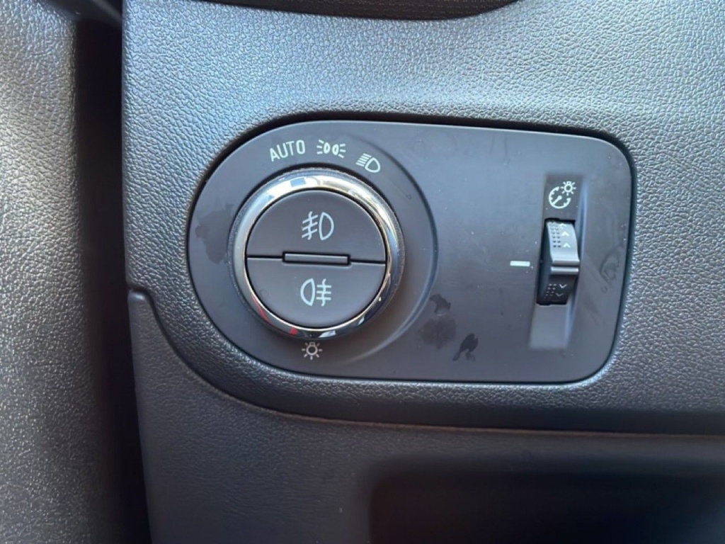 OPEL Crossland 1.2 TURBO 110CH GS - ref: 2-808000 - Photo 15