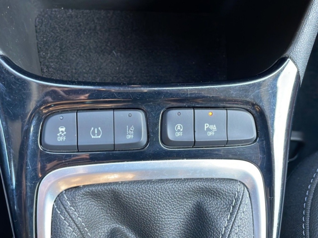 OPEL Crossland 1.2 TURBO 110CH GS - ref: 2-808000 - Photo 17