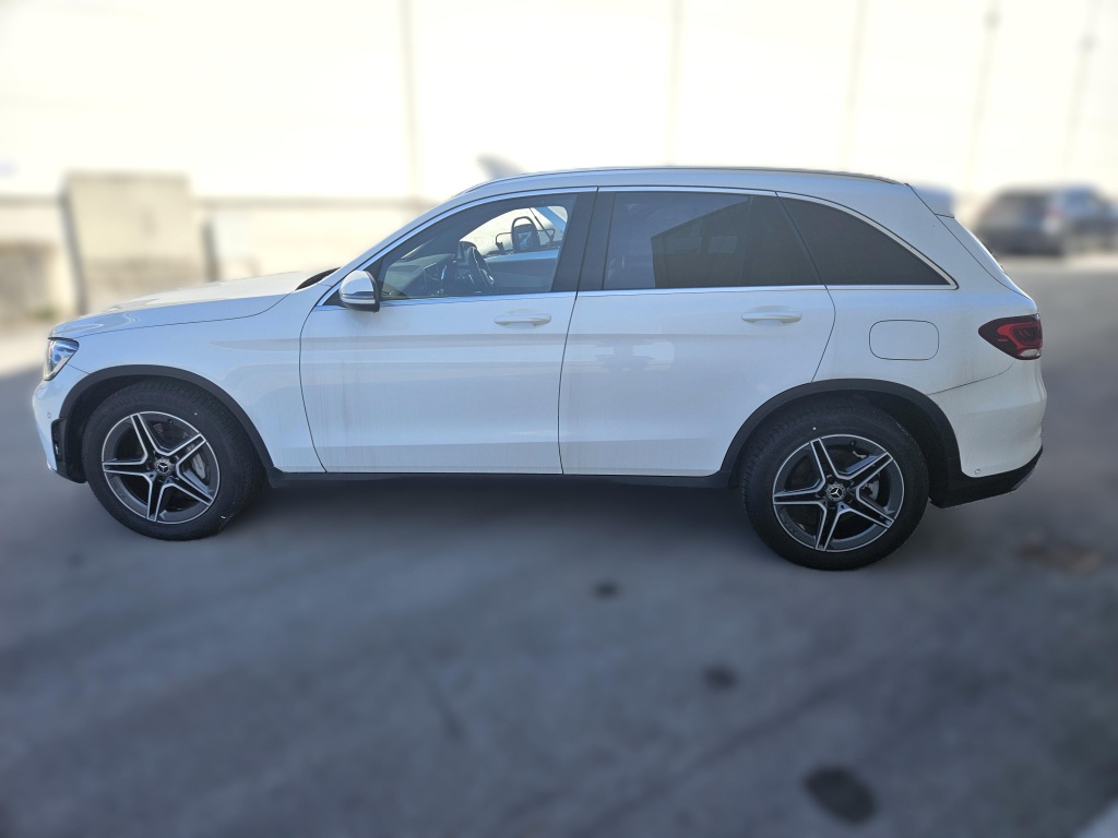 MERCEDES GLC AMG Line 300 258HP 4MATIC 9G-Tronic  - ref: 4-129541 - Photo 4