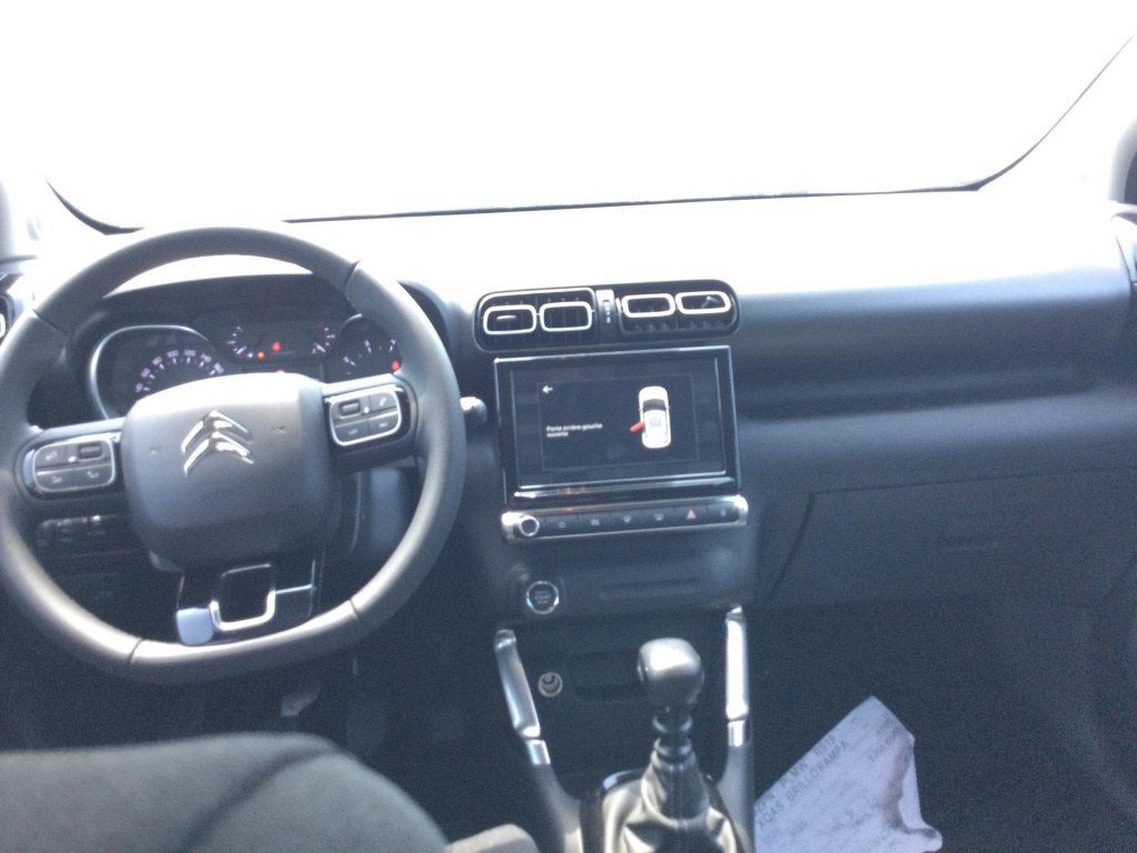 CITROEN C3 Aircross Shine 1.2 PureTech 110HP - ref: 4-131029 - Photo 4