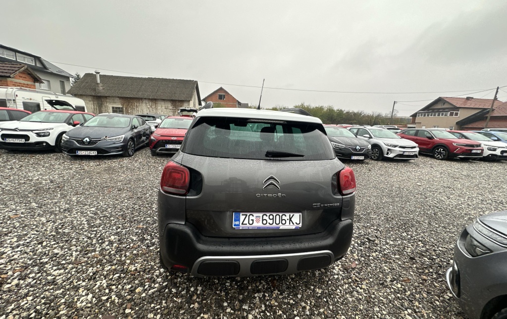 CITROEN C3 Aircross Shine 1.2 PureTech 110HP - ref: 4-131035 - Photo 10