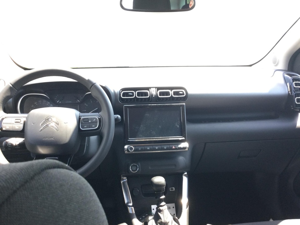 CITROEN C3 Aircross Shine 1.2 PureTech 110HP - ref: 4-131035 - Photo 6