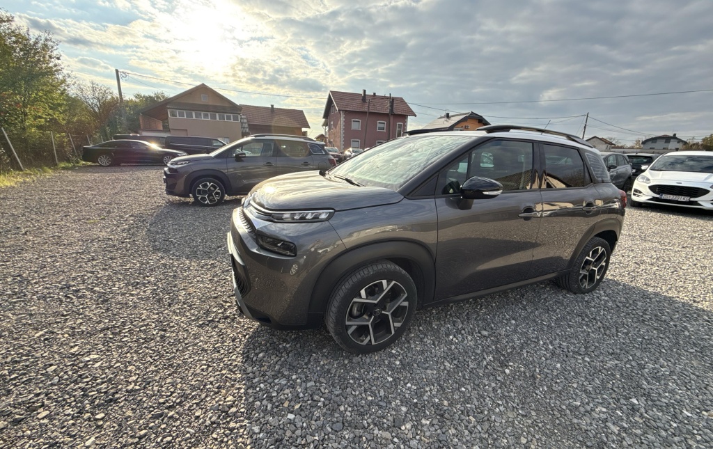 CITROEN C3 Aircross Shine 1.2 PureTech 110HP - ref: 4-131038 - Photo 17