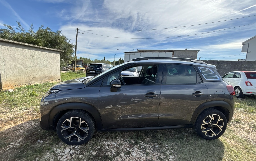 CITROEN C3 Aircross Shine 1.2 PureTech 110HP - ref: 4-131041 - Photo 10