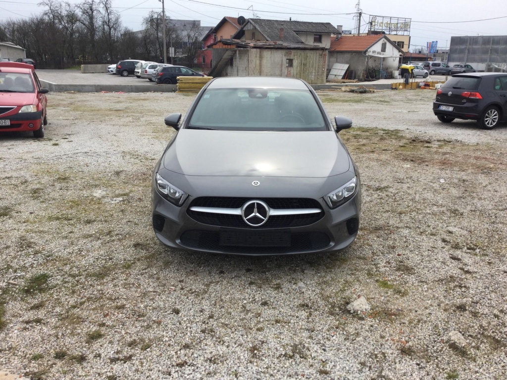 MERCEDES Classe A Progressive 200 d 150HP 8G-DCT  - ref: 4-134464 - Photo 3