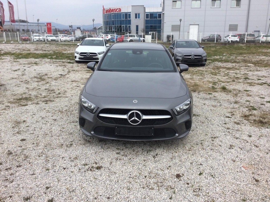 MERCEDES Classe A Progressive 200 d 150HP 8G-DCT  - ref: 4-134465 - Photo 2