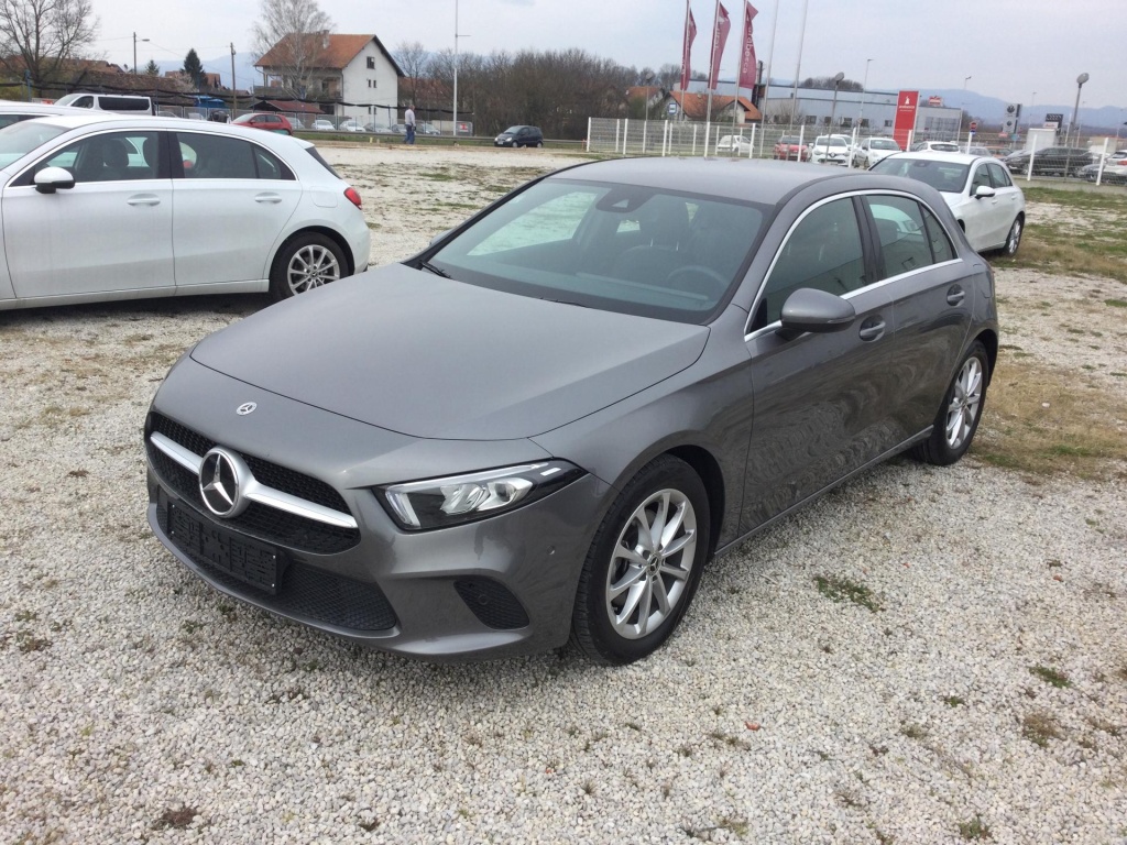 MERCEDES Classe A Progressive 200 d 150HP 8G-DCT  - ref: 4-134465 - Photo 3