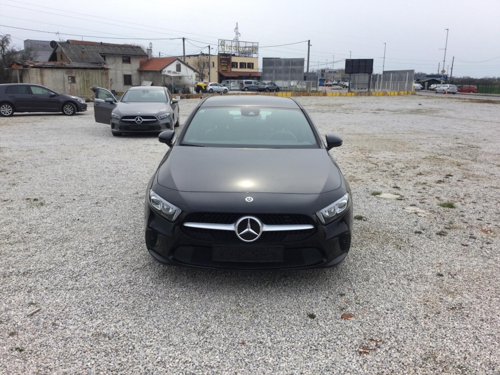 MERCEDES Classe A Progressive 200 d 150HP 8G-DCT  - ref: 4-134468 - Photo 2