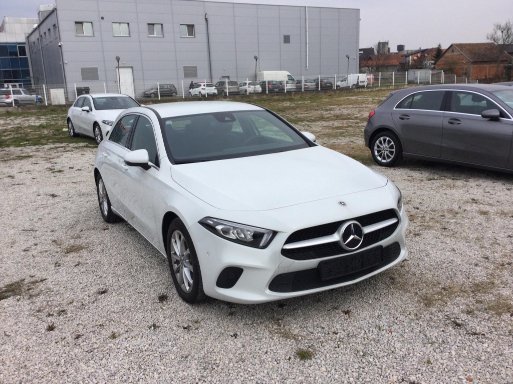 MERCEDES Classe A Progressive 200 d 150HP 8G-DCT  - ref: 4-134471 - Photo 4