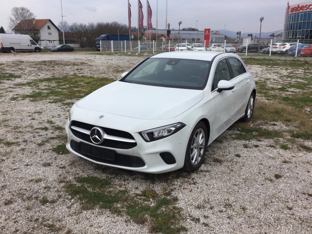 MERCEDES Classe A Progressive 200 d 150HP 8G-DCT  - ref: 4-134472 - Photo 3
