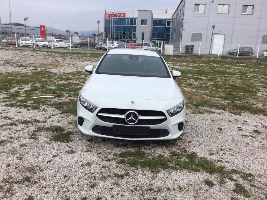 MERCEDES Classe A Progressive 200 d 150HP 8G-DCT  - ref: 4-134472 - Photo 4