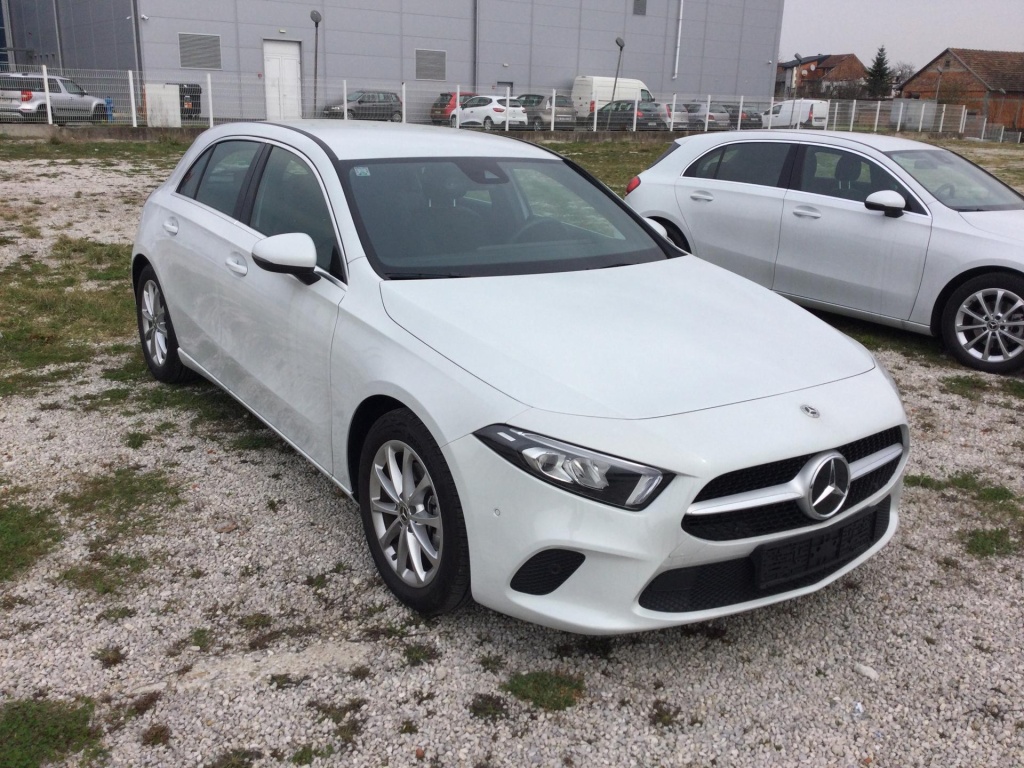 MERCEDES Classe A Progressive 200 d 150HP 8G-DCT  - ref: 4-134473 - Photo 2