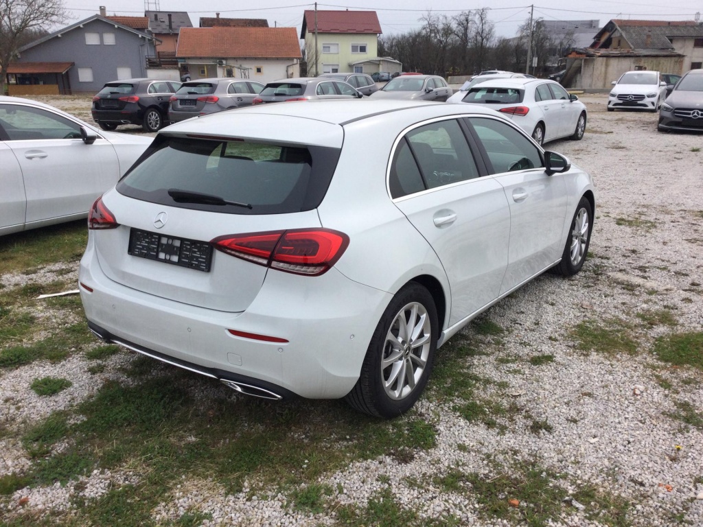 MERCEDES Classe A Progressive 200 d 150HP 8G-DCT  - ref: 4-134473 - Photo 3