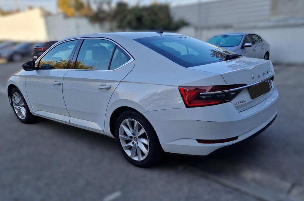 SKODA Superb Style 2.0 TSI 190HP DSG  - ref: 4-137567 - Photo 3