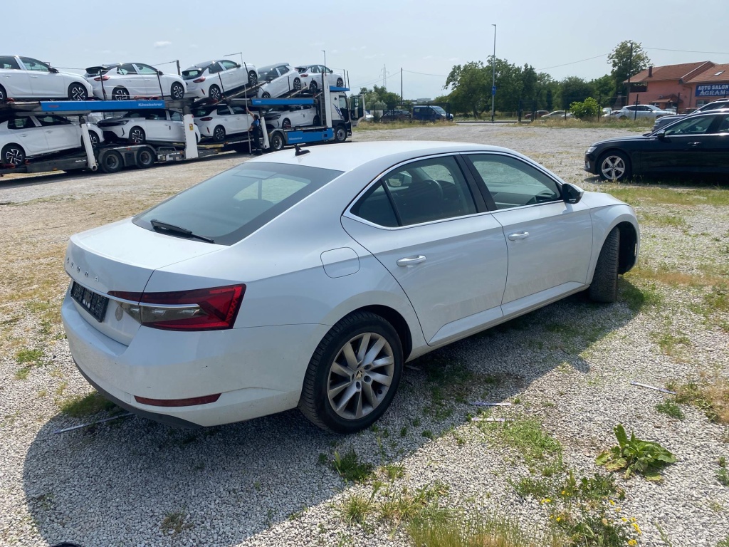 SKODA Superb Style 2.0 TSI 190HP DSG  - ref: 4-137567 - Photo 7