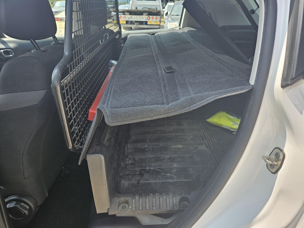 CITROEN C3  BlueHDi 100HP COMERCIAL - ref: 4-138973 - Photo 8