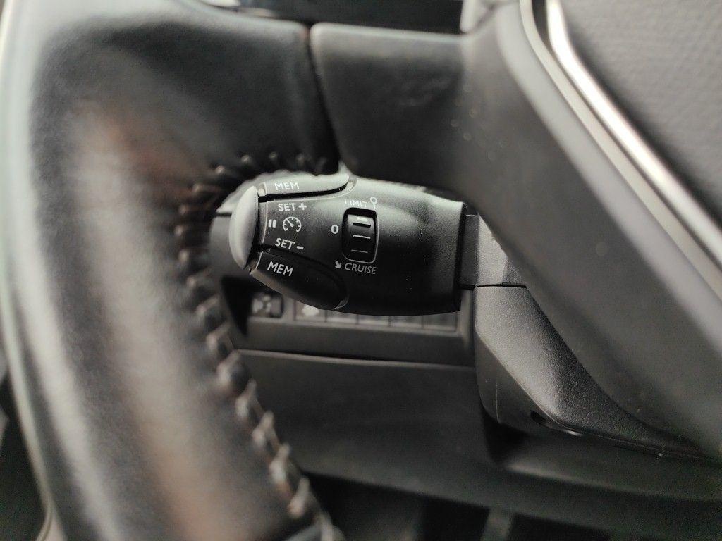 PEUGEOT 2008 Active Pack PureTech 100HP  - ref: 4-154723 - Photo 7