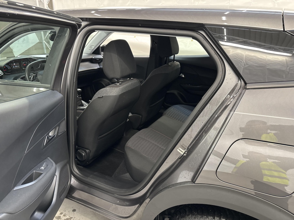 PEUGEOT 2008 Active Pack PureTech 100HP  - ref: 4-157617 - Photo 3