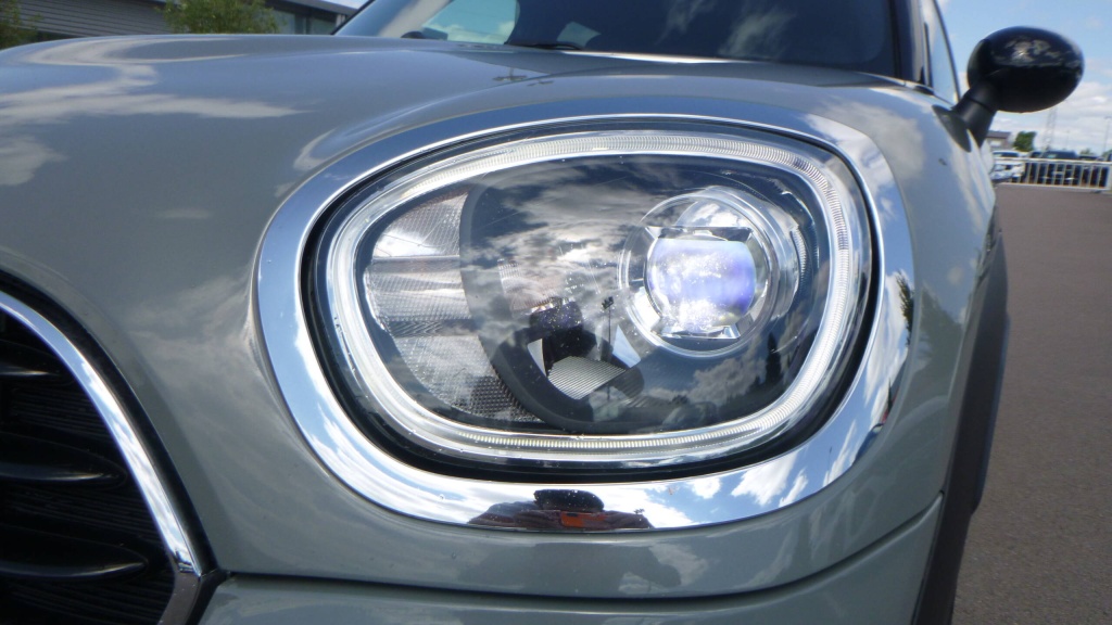 MINI Countryman Cooper D MINI COUNTRYMAN SUREQUIPEE 150 CH ALL4 BVA8 - COOPER D + JANTES 18