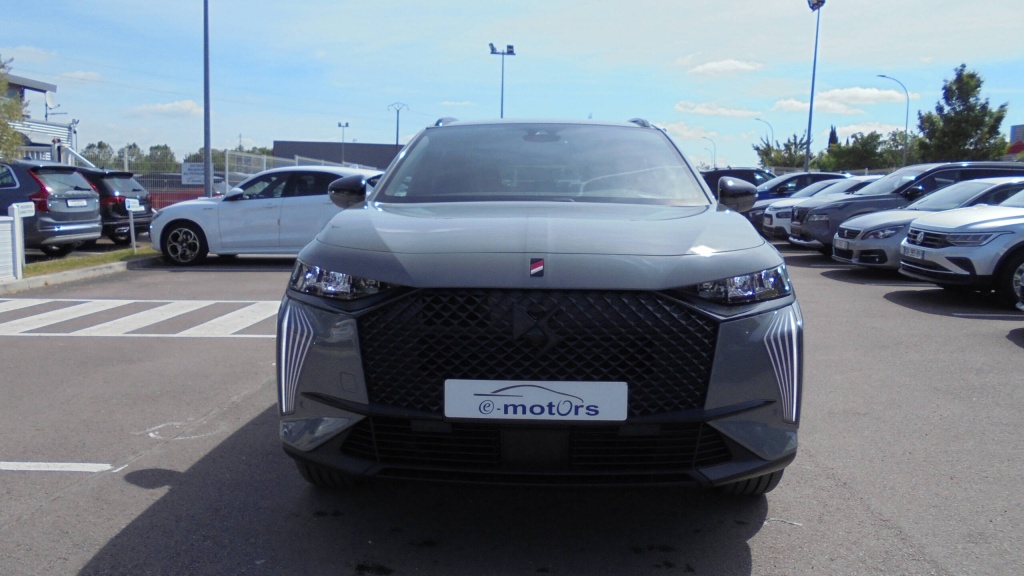 DS DS7 Performance Line DS7 BLUEHDI 130 EAT8 PERFORMANCE LINE +CAM +HML +ALARME - ref: 5-1254375 - Photo 2
