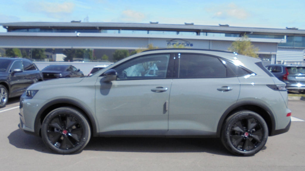 DS DS7 Performance Line DS7 BLUEHDI 130 EAT8 PERFORMANCE LINE +CAM +HML +ALARME - ref: 5-1254375 - Photo 8
