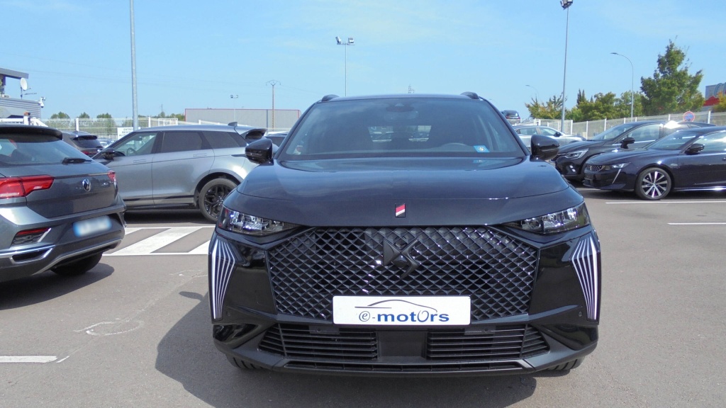 DS DS7 Performance Line DS7 BLUEHDI 130 EAT8 PERFORMANCE LINE +CAM +HML +ALARME - ref: 5-1254419 - Photo 2