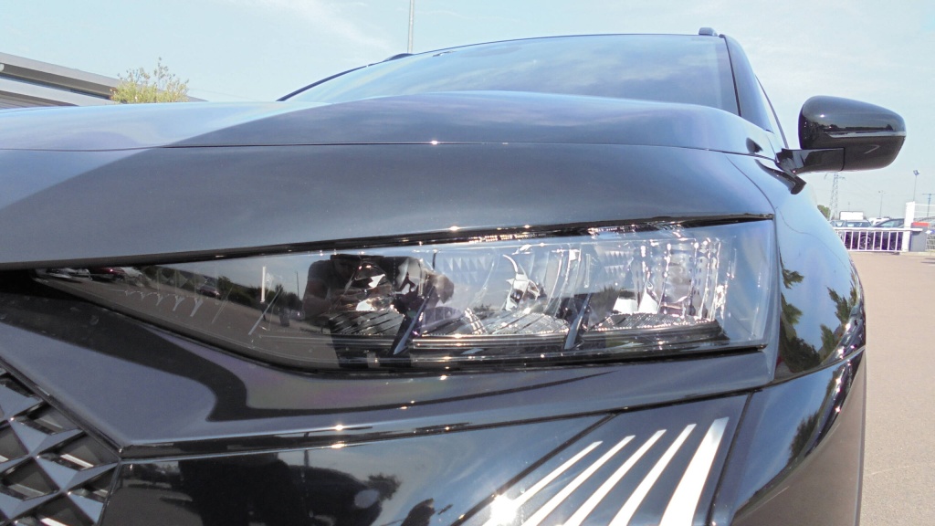 DS DS7 Performance Line DS7 BLUEHDI 130 EAT8 PERFORMANCE LINE +CAM +HML +ALARME - ref: 5-1254419 - Photo 9
