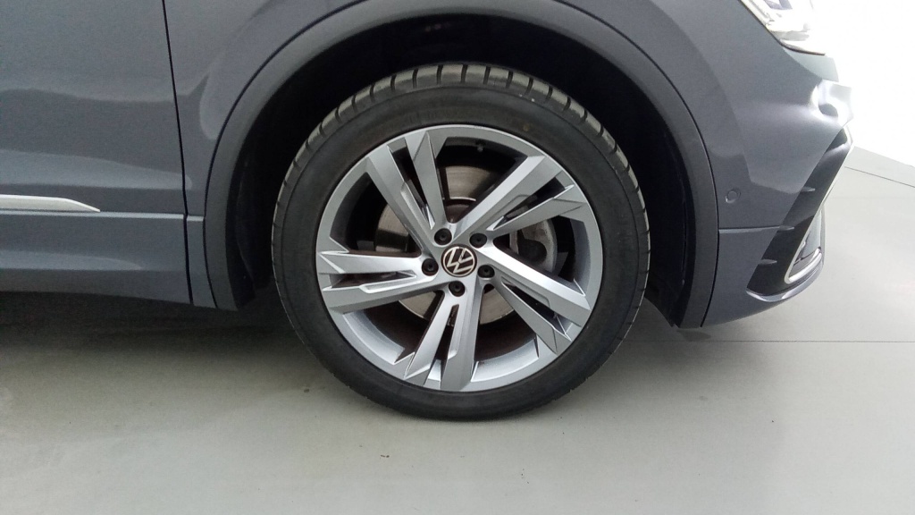 VOLKSWAGEN Tiguan R-Line Exclusive EHYBRID 245 DSG6 R-LINE EXCLUSIVE - ref: 5-1289161 - Photo 11