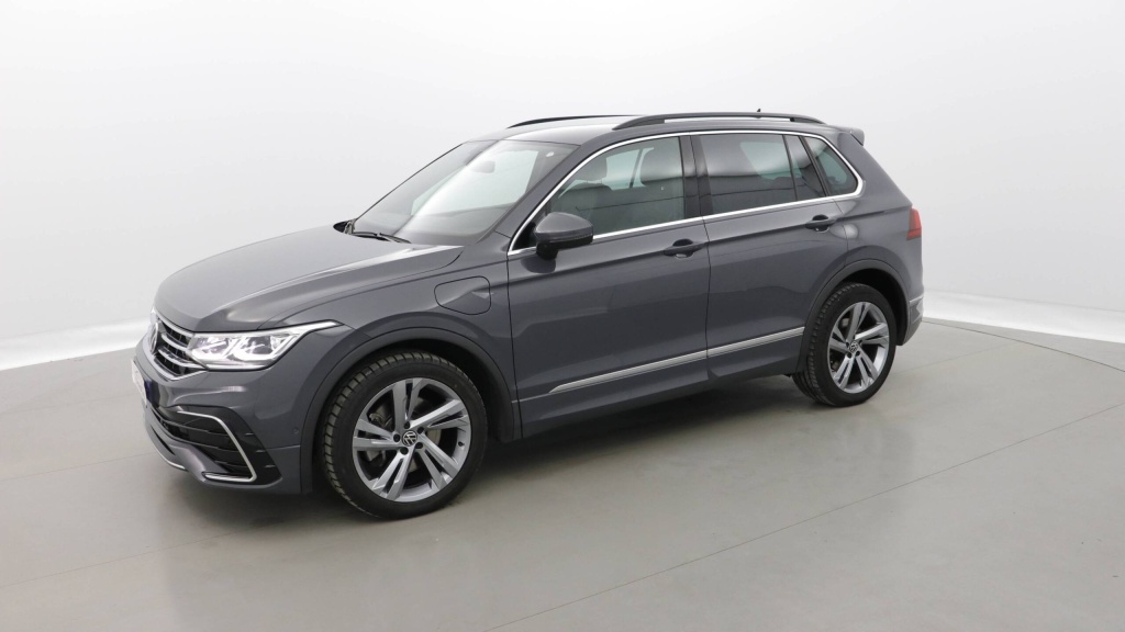 VOLKSWAGEN Tiguan R-Line Exclusive EHYBRID 245 DSG6 R-LINE EXCLUSIVE - ref: 5-1289161 - Photo 20