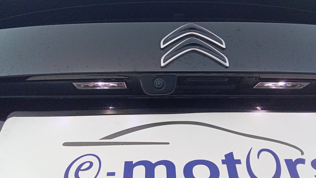 CITROEN C4 Shine BLUEHDI 130 S&S EAT8 - SHINE - ref: 5-1291680 - Photo 12