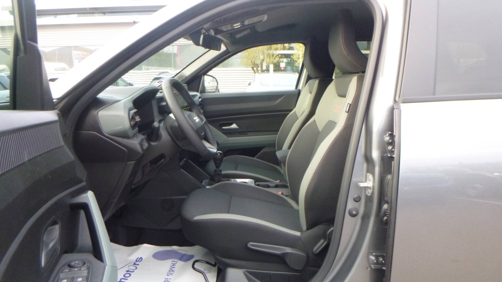 DACIA Duster Extreme TCE 130 4X4 EXTREME - ref: 5-1293637 - Photo 16