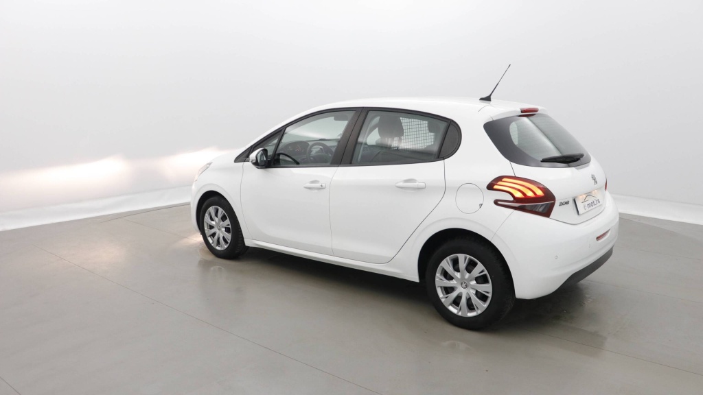 PEUGEOT 208 Affaire PREMIUM PACK PURETECH 82 PREMIUM PACK 2PL +PDC AR - ref: 5-1314531 - Photo 4
