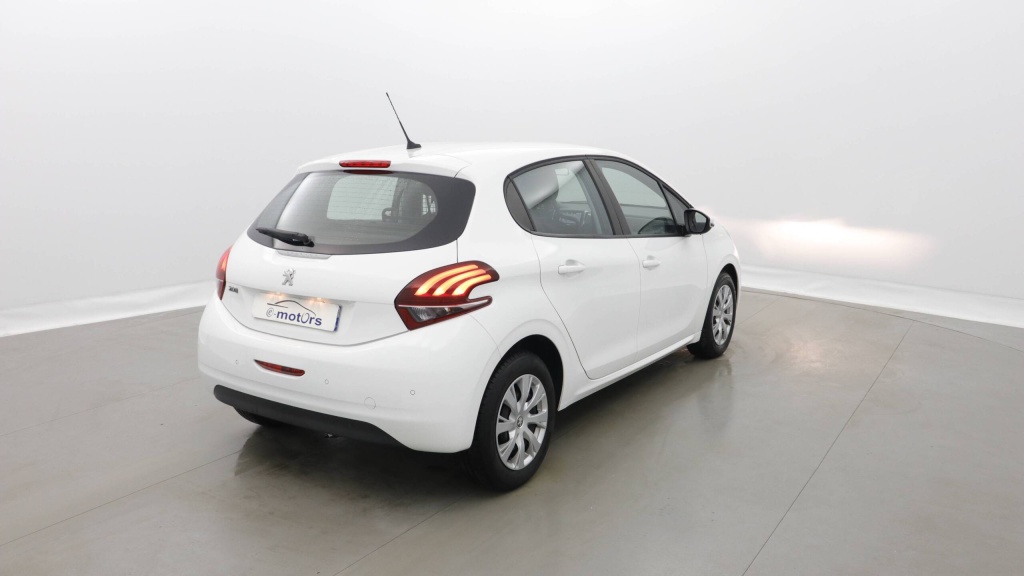 PEUGEOT 208 Affaire PREMIUM PACK PURETECH 82 PREMIUM PACK 2PL +PDC AR - ref: 5-1314531 - Photo 6
