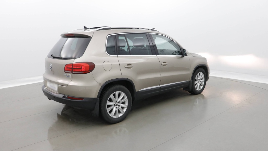 VOLKSWAGEN Tiguan Sportline 2.0 TDI 110 BLUEMOTION- SPORTLINE - ref: 5-1314550 - Photo 6
