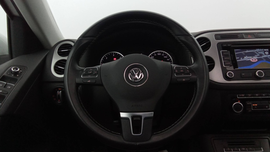 VOLKSWAGEN Tiguan Cup 2.0 TDI 110 FAP BLUEMOTION TECHNOLOGY CUP - ref: 5-1315803 - Photo 13
