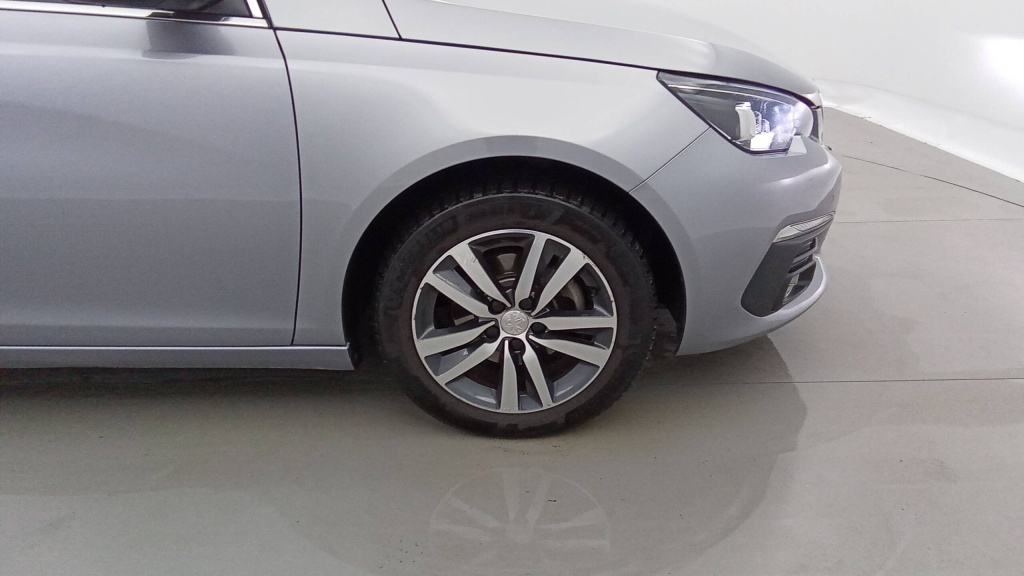 PEUGEOT 308 Allure PURETECH 130 EAT8 ALLURE - ref: 5-1315904 - Photo 11