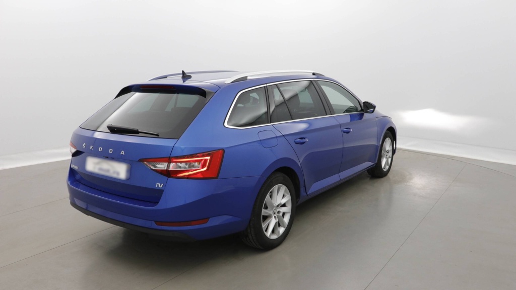 SKODA SuperbCombi Style 1.4 TSI PHEV 218 DSG6 STYLE - ref: 5-1323727 - Photo 6