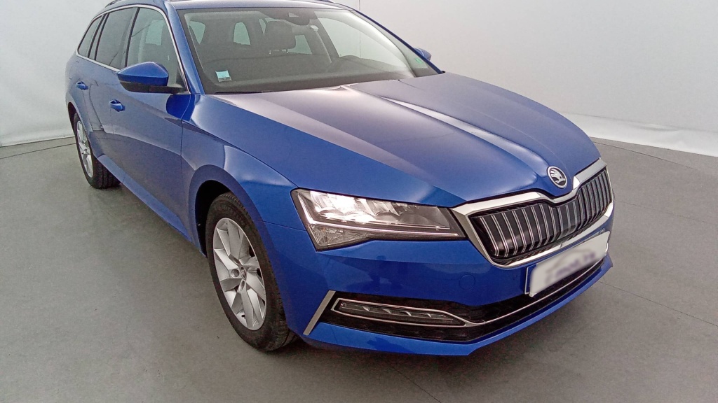 SKODA SuperbCombi Style 1.4 TSI PHEV 218 DSG6 STYLE - ref: 5-1323727 - Photo 9
