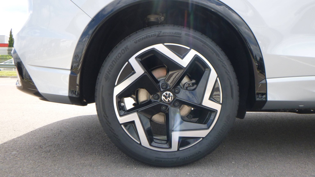 VOLKSWAGEN Tiguan R-Line TDI 150 DSG7 R-LINE +TOIT PANO +PACK HIVER +360 +ACC +KEYLESS +HML - ref: 5-1326547 - Photo 11