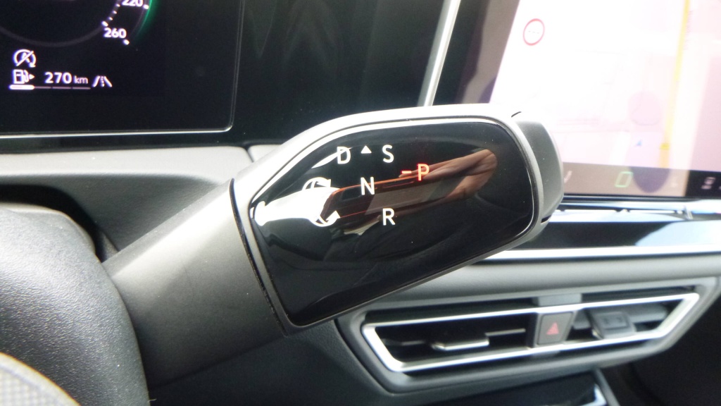 VOLKSWAGEN Tiguan R-Line TDI 150 DSG7 R-LINE +TOIT PANO +PACK HIVER +360 +ACC +KEYLESS +HML - ref: 5-1326547 - Photo 20