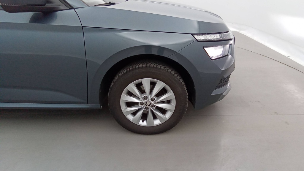 SKODA Kamiq Ambition 1.0 TSI 95 AMBITION +GPS +PDC AR/AV - ref: 5-1331118 - Photo 11