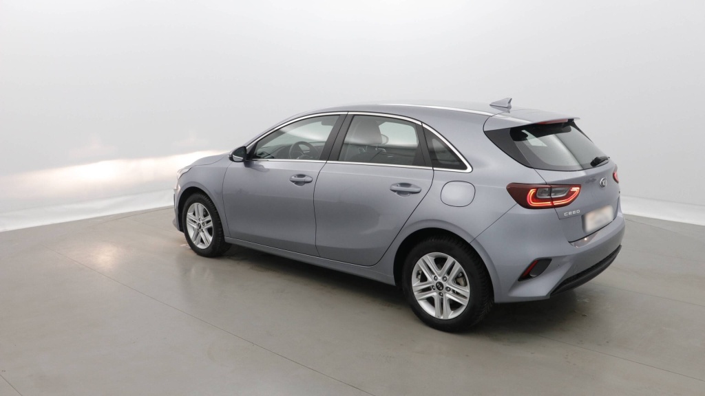 KIA Ceed Active 1.6 CRDI 136 ISG ACTIVE - ref: 5-1331277 - Photo 4