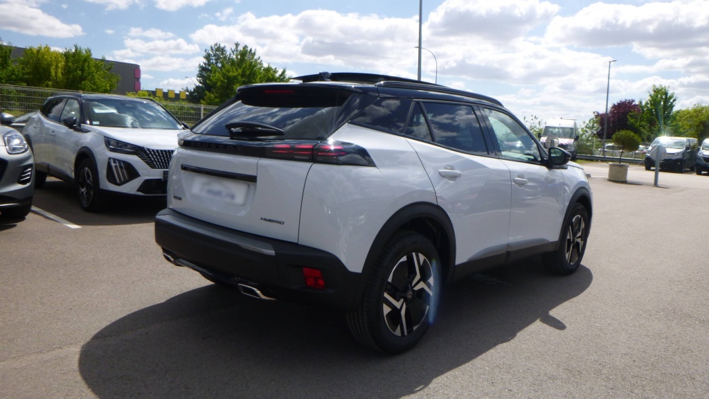 PEUGEOT 2008 GT HYBRID 145 E-DCS6 GT +TOIT PANO - ref: 5-1332168 - Photo 5