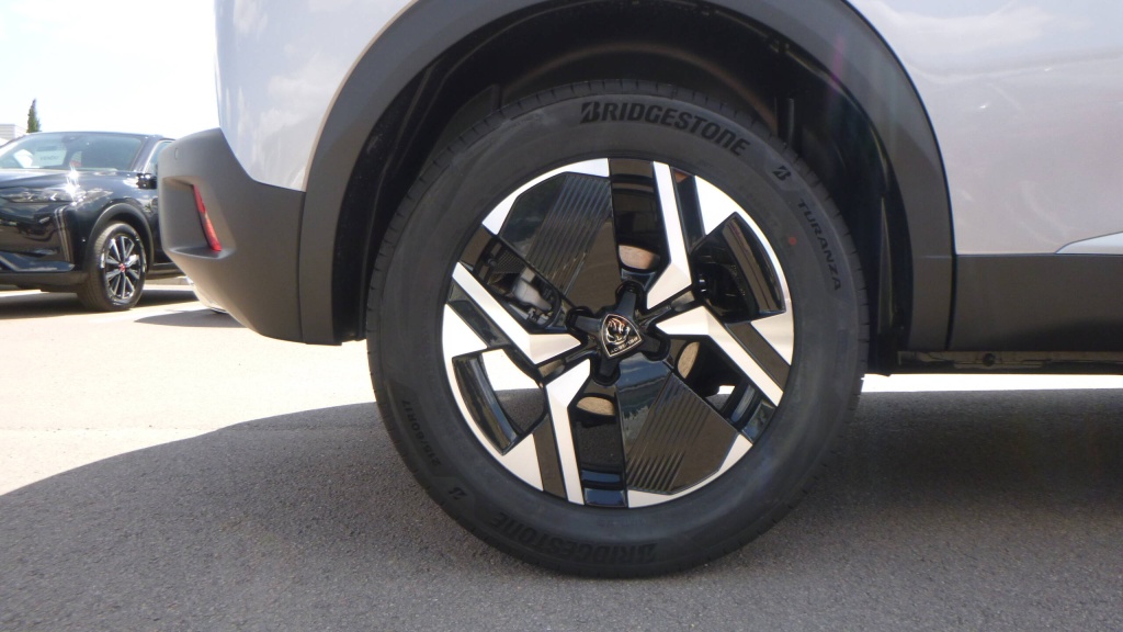 PEUGEOT 2008 GT HYBRID 145 E-DCS6 GT +TOIT PANO - ref: 5-1332179 - Photo 11
