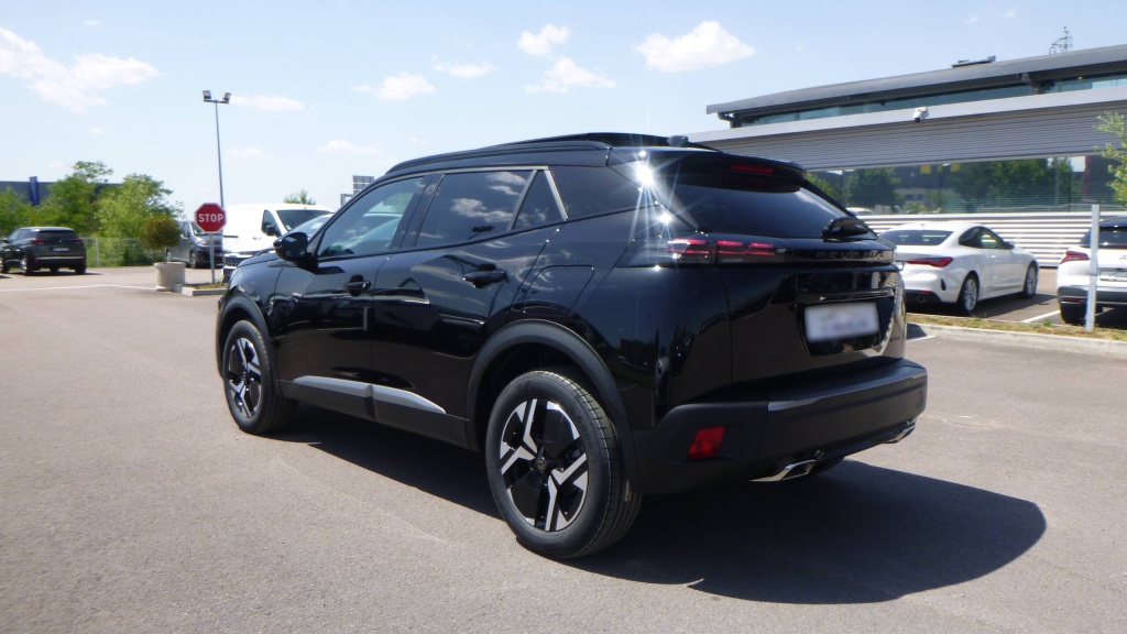 PEUGEOT 2008 GT HYBRID 145 E-DCS6 GT +TOIT PANO - ref: 5-1332189 - Photo 7